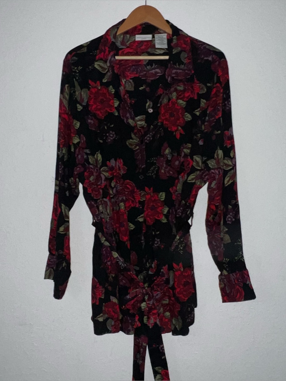 White Stag Button Down Black Floral Print Long Sleeve Sash Tie Top Size 2X.